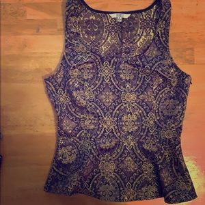 BB Dakota gold/ purple / black top